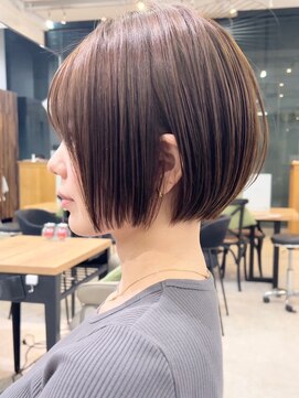ビュー フクオカ(VIEW FUKUOKA) 大人女子のショートカットウェットヘアボブ髪質改善・縮毛矯正