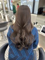 ロンド レア 天神大名店(Lond Le’a)&nbsp;デザインカラー/レイヤーカット/ウェットヘア/オリーブベージュ