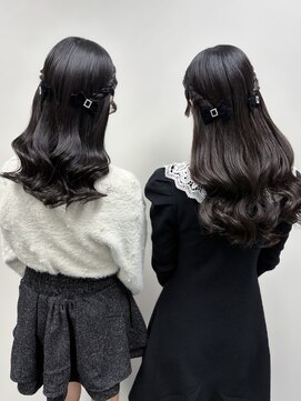 アールエーサロンモノクロ 秋葉原(RA SALON モノクロ) ねじりハーフツイン