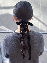 オリンテ バイ レシッド 表参道(orente by rcid)&nbsp;韓国風タイト編みおろしヘア/ベロアリボン/リボンヘアアレンジ