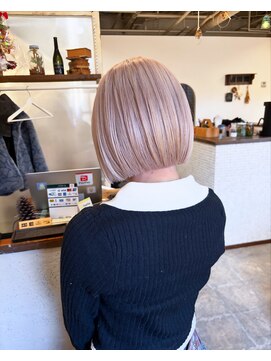 ブローチ(brooch) ホワイトミルクティ＊タッセルボブ