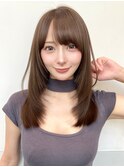 ミディアムレイヤーカット内巻き顔まわりレイヤーカット