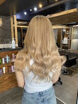 ラピス 横浜(Lapis) ミルクティーベージュシールエクステハイライトブリーチカラー