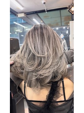 ラフ 難波店(LAFF) バレイヤージュ/シャドウルーツ/ハイライト/レイヤーカット