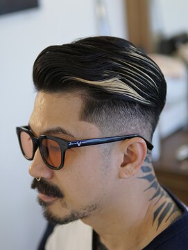 ザチョップショップ キチジョウジ(THE CHOP SHOP KICHIJOJI) オールバックスキンフェードカットシェービング吉祥寺理容室
