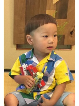 男の子 キッズ かわいい マッシュルーム カット 1月 L ルッカランス 王子店 Lucca Lance のヘアカタログ ホットペッパービューティー 男の子 キッズ かわいい マッシュルーム カット 1月 L ルッカランス 王子店 Lucca Lance のヘアカタログ ホットペッパービューティー