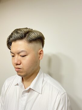 ヘアーラボ ハチ(HAIR LABO HACHI) フェードカット