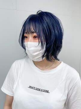 カリーナコークス 原宿 渋谷(Carina COKETH) ウルフカット×ネイビーブルー