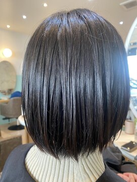 アンフィ 矢向(Anphi) 11-8 大人ボブ/秋スタイル/肩上ボブ