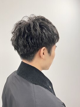 ブカブク(BUKA BUKU) メンズスタイル　無造作パーマ　ツーブロックショート