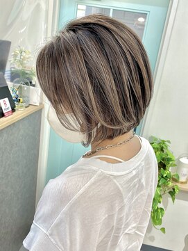 ラヴィエール(LAVIERE by R-EVOLUT) ハイライト/ケアブリーチ/レイヤーカット/髪質改善【柏/柏駅】