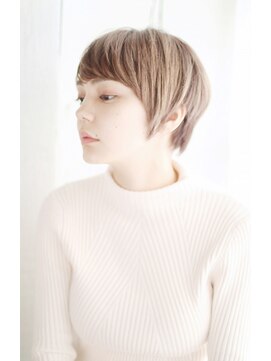 ダブルスタンダードプラスエヌ(W-STANDARD+n) 20代30代40代　きっかけをくれるショート【松山】