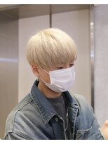 レイズ 名古屋(RAYS) ブリーチ2回で作るホワイトベージュカラー