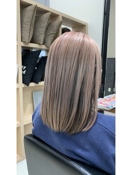 倶楽部ヘアーズ 醍醐本店(HAIR'S) ブリーチありデザインカラーインナーブラックハイトーンベージュ