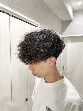 メレ 仙台(Mele) メンズダークアッシュ波巻きスパイラル韓国シャドウパーマ