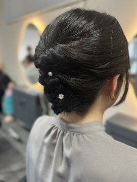 ジールヘアー(GIIL HAIR) アップスタイル