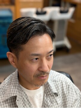 グラスヒビキ 七三ツーブロック