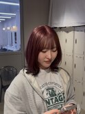 ピンクベージュ