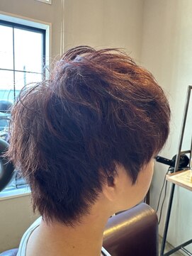 ニュートラル(NEUTRAL) 赤メッシュショートウルフ