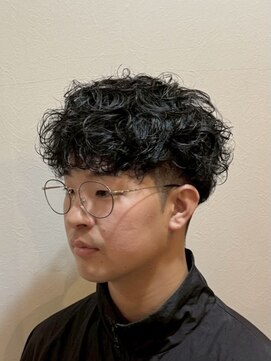 シャドウパーマ