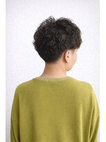 フォイルヘアー(Foil.hair)&nbsp;刈り上げ×無造作パーマの大人メンズショート