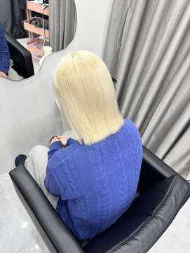 モア シルエ(MoA cilue) ブロンドヘア