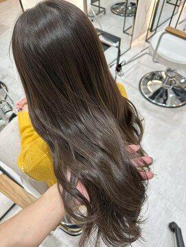 ジーナ 吉塚(Zina) 巻き髪ミルクティーグレージュ【福田れん】 博多 吉塚 美容室