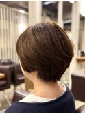 白髪ぼかしハイライトアッシュベージュ大人ショート