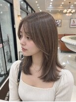 ティンク 天神(Tink) 【赤みレス】透明感ベージュ◎大人可愛い外ハネミディ