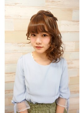 リサ 恵比寿(risa.) 編み込みサイド巻き下ろし