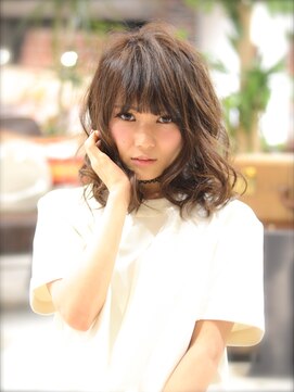 マリオ ヘアー デザイン(MARIO HAIR DESIGN) フェザーカールミディ