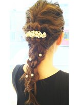 ヴィサージュファイン(VISAGE fine) まとめたくない方におすすめ☆パーティーヘアアレンジ☆