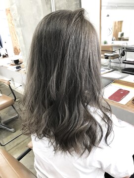 アムバイハーティエスト(AMME by HEARtiest) ミディアムシークレットカラー