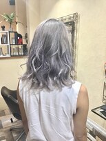 サムブリッジ(SOMEBRIDGE)&nbsp;☆ホワイトヘアーに見えるホワイトアッシュカラー★(SOMEBRIDGE)