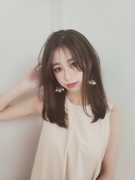 エレラビューティー(ELERA beauty) ゆるふわロング