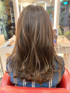 フリップビーアヴェダ(FLIP B AVEDA) 本八幡×ロング×こなれ×ハイライト×ケアブリーチ