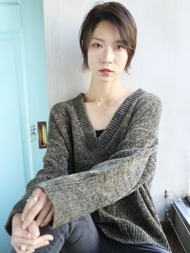 バース(BIRTH) 天神【BIRTH】グレージュカラー×こなれヘアショート　4