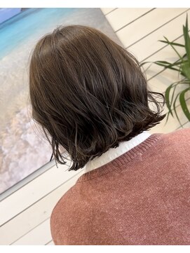 ラニハナクドウ(lanihana.kudo) +*~コテ巻きボブ×グレージュ~*+