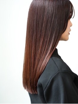 ヘアーループセラデザインワークス(Hair ruup Sela design works)の写真/クセやうねりを抑え、サラ艶の自然な美ストレート髪に＊一人一人の髪質に合わせた提案をいたします！