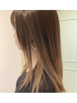 プラスワン 自由が丘(+ONE) 【+ONE 自由が丘】ベージュ×グラデーション