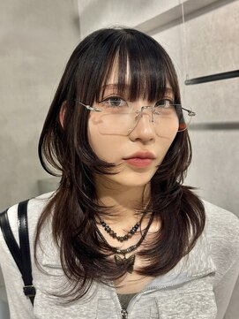 アドネ プライム(adne prime) ハッシュカット/ロングレイヤー/クラゲヘア