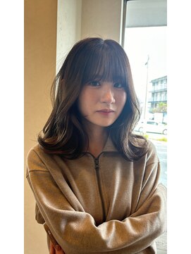 シャイ グラングーラボ(SHY gran-gue L’ab) ブリーチなしカラーと重めミディアム