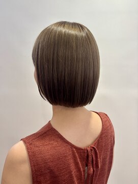 クロード モネ 吉祥寺店(Claude MONET) 【オリーブベージュ×コンパクトボブ】