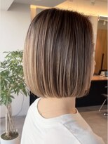 エリマ 横浜西口(elima) 横浜西口白髪染めタッセルボブミルクティーベージュアッシュ40代