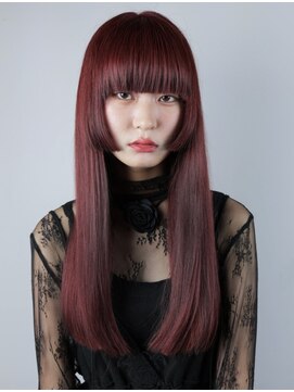 シアラ(ciala) 重めバング姫カット×ボルドーカラー