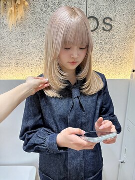 オプス 大名店(Ops) ☆冬でも映える!ホワイトミルクティーミディアムレイヤー