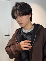 トリッカ シブヤ(TRICCA SHIBUYA)&nbsp;メンズカットパーマニュアンスセンターパートシースルーマッシュ