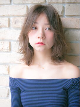 リリアン 表参道(relian) グレージュカラーが得意な美容師在籍【relian表参道】