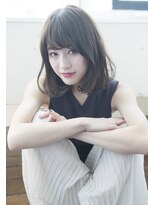 ソワリー 栄(THOiRY)&nbsp;小顔カットが得意なスタイリストby坂元