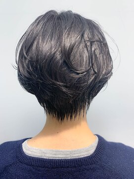 テトヘアー(teto hair) ハンサムショート、前下がりショート、ラベンダーアッシュ